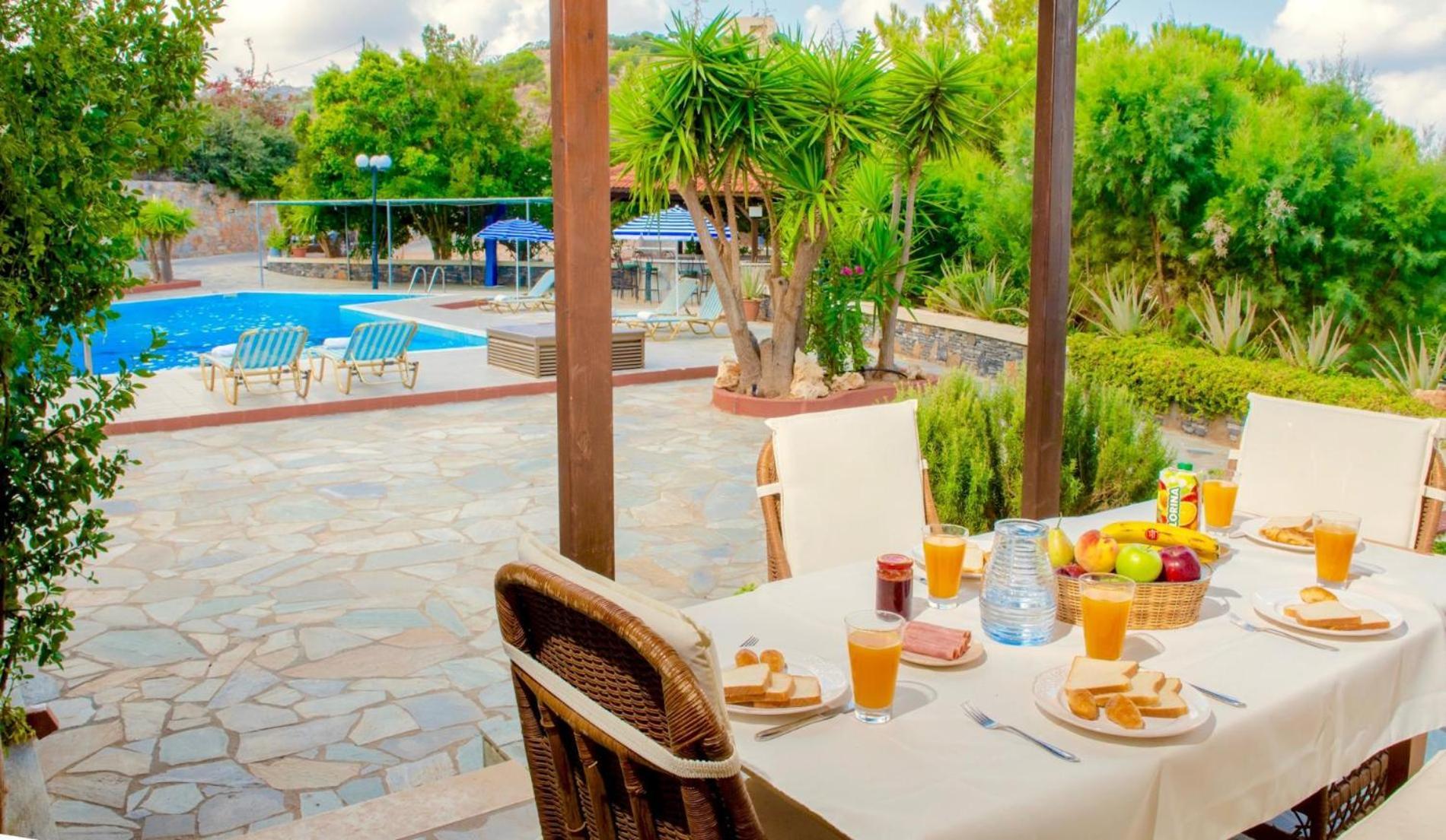 Villa Apollo Agia Pelagia  Buitenkant foto