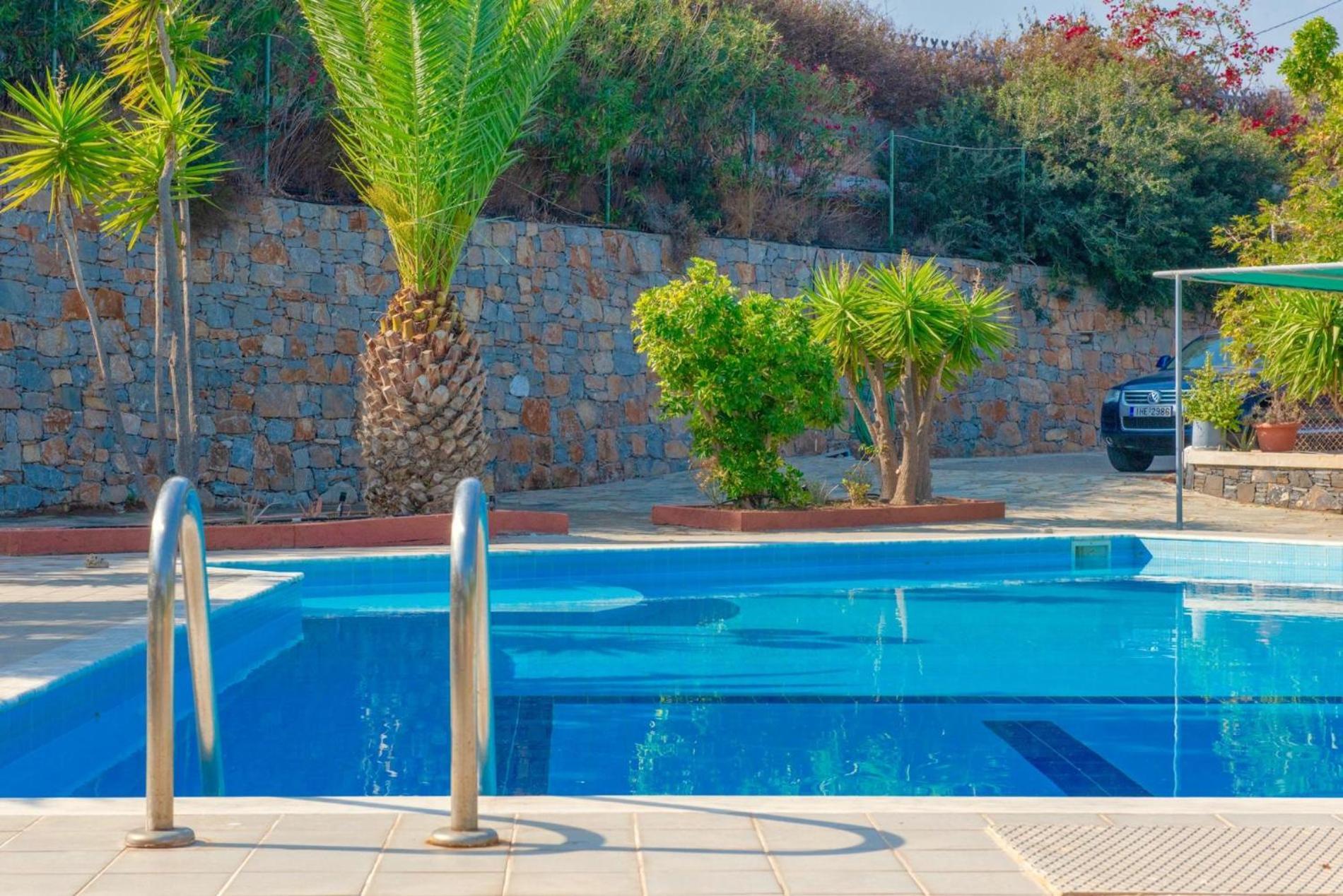 Villa Apollo Agia Pelagia  Buitenkant foto